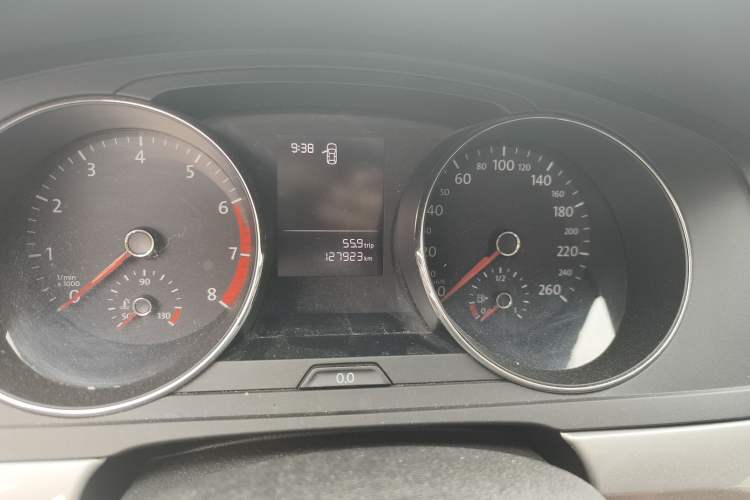 Used Volkswagen Lamando 2017 230TSI DSG Fashion Edition
