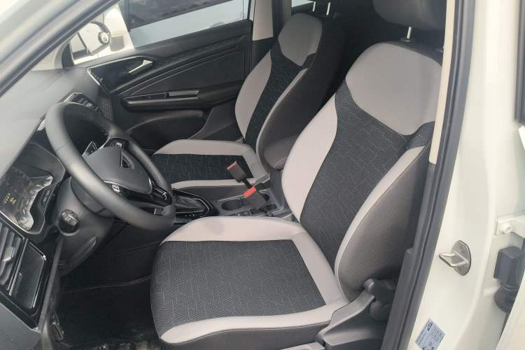 Used Jetta VS5 2022 280TSI Automatic Trendy Pro Version
