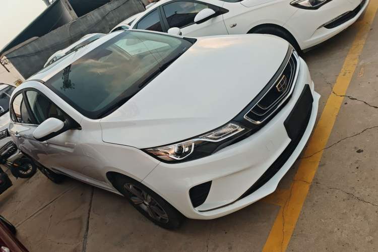 Used Geely Auto Emgrand GL 2018 1.8L Manual Elite Smart Connectivity Version
