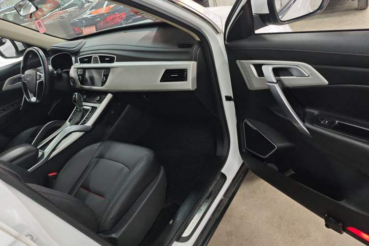 TDK.VehicleDetails.img