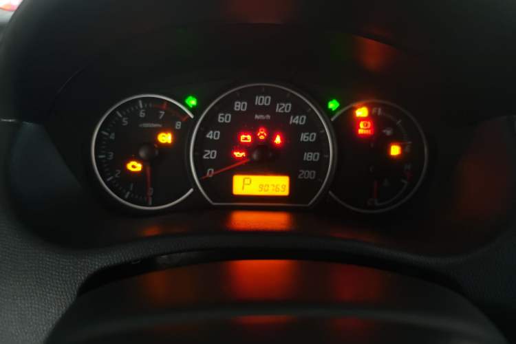 Used Suzuki Swift 2016 1.5L Automatic Fashionable Coolplay Edition