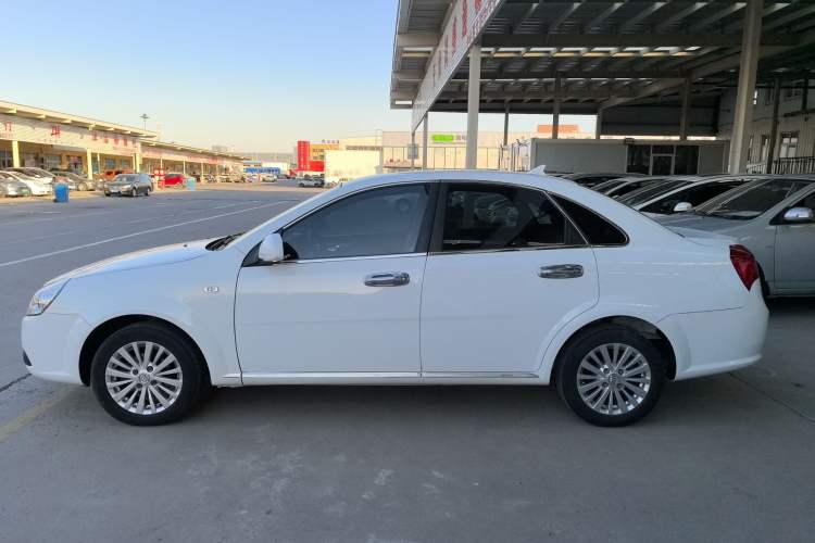 Used Buick Excelle 2013 1.5L Automatic Classic Model
