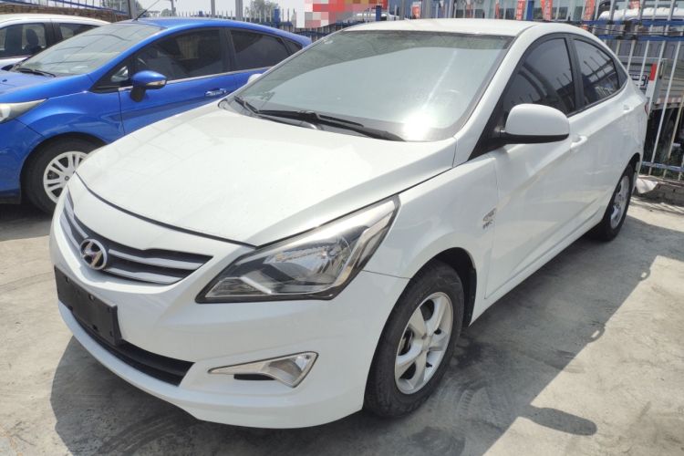 Used Hyundai Verna 2016 1.4L Manual Smart GLS Trim
