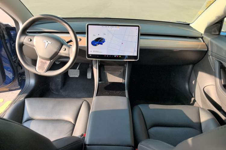 Used Tesla Model 3 2019 Standard Range Rear-Drive Upgraded Version
