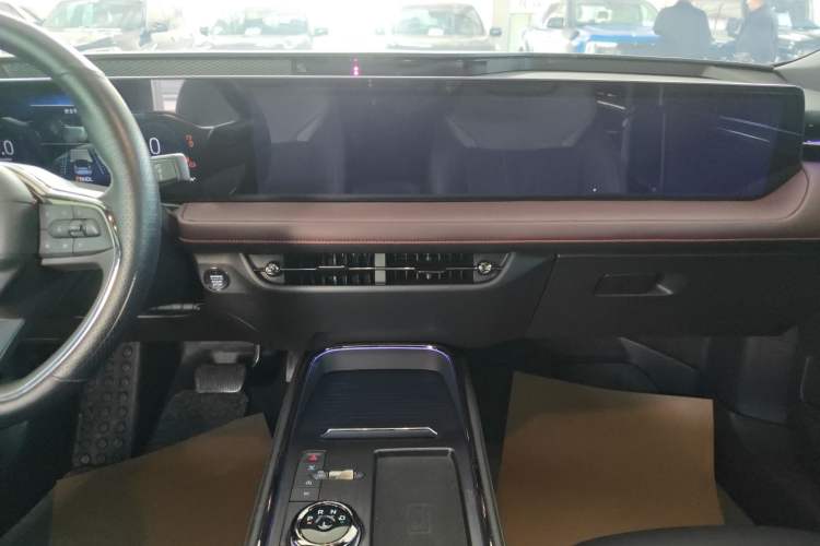 Used Ford Mondeo 2022 EcoBoost 245 Ultimate Model
