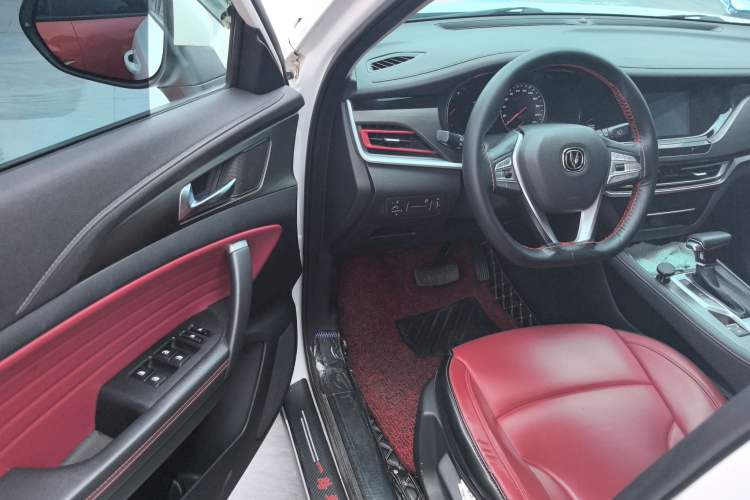 Used Changan CS35PLUS 2020 1.4T DCT Yue Lian Blue Whale Edition
