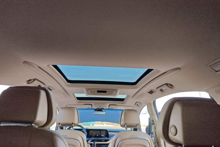 Used Buick GL8 2020 ES Land Cruiser 653T Luxury Model
