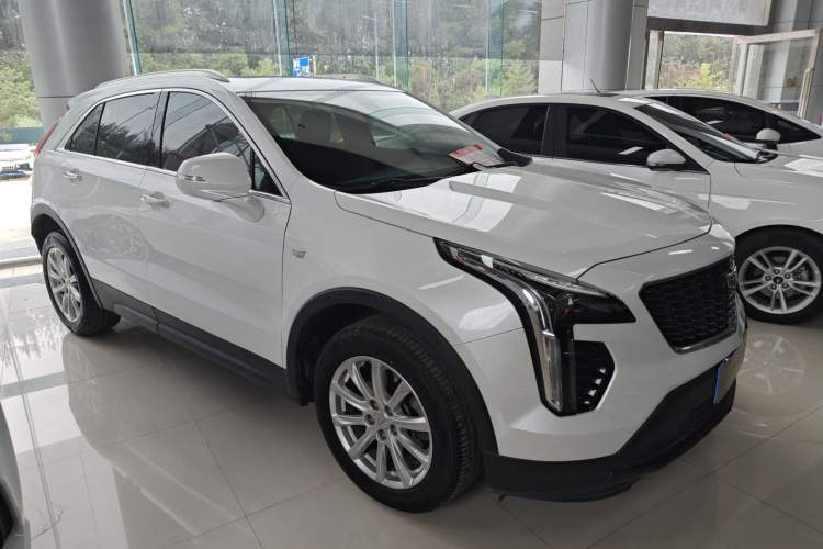 Used Cadillac XT4 2018 28T Two-Wheel Drive Tech Version
