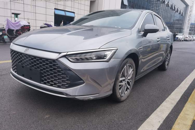 Used BYD Qin PLUS 2021 DM-i 120KM Prestige Model
