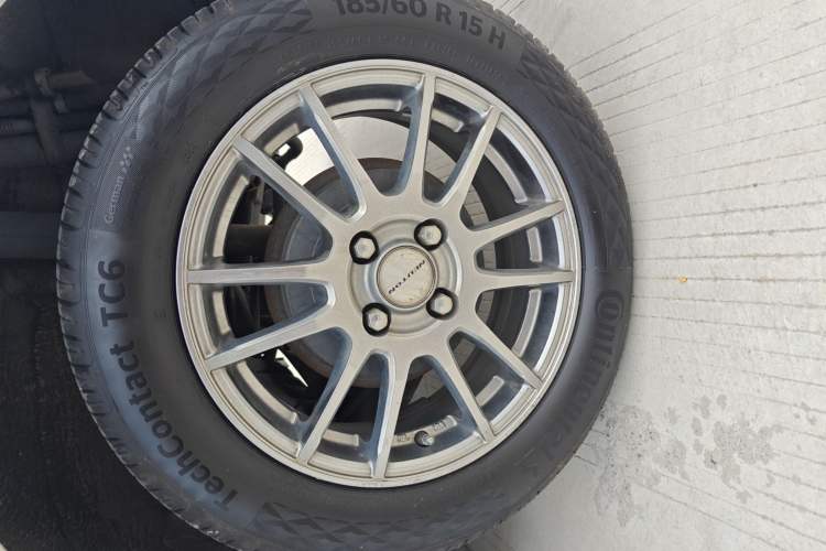 Used Toyota YARiS L 2019 1.5E CVT Dynamic Edition China VI compliant
