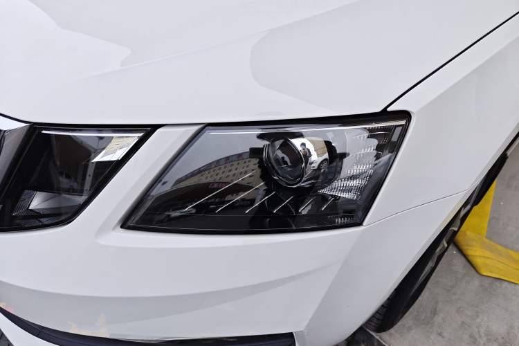 Used Skoda Octavia 2019 1.5L Automatic SmartDrive Comfort Edition China V Standard
