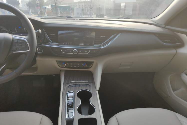 Used Buick Regal 2020 552T Elite Edition
