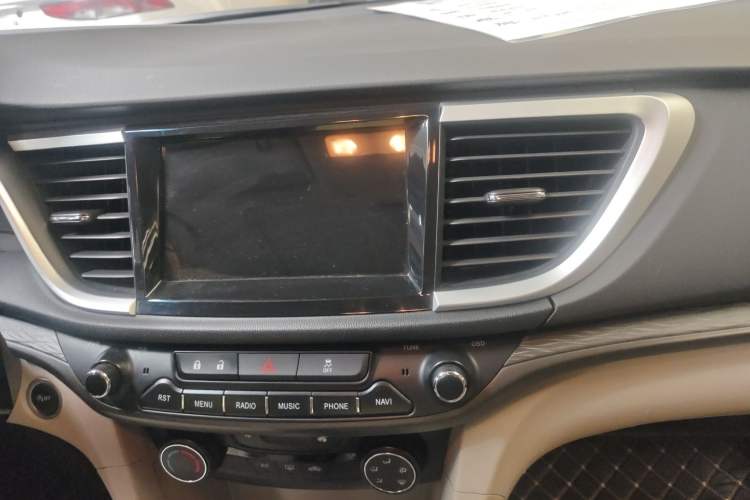 Used Buick GT 2015 15N Automatic Elite Version
