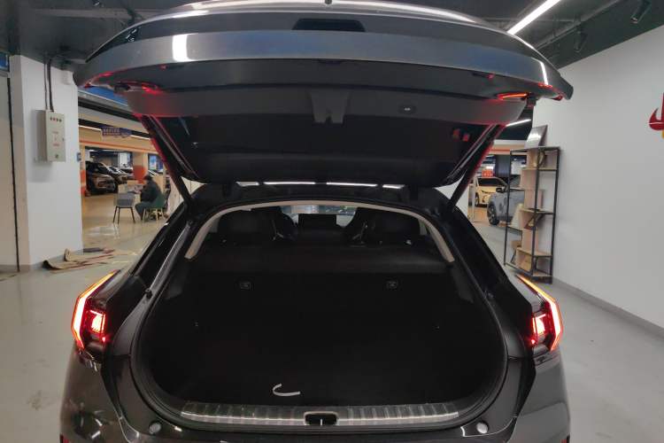 Used Zeekr 001 2022 Ultra-Long Range Single-Motor WE Version