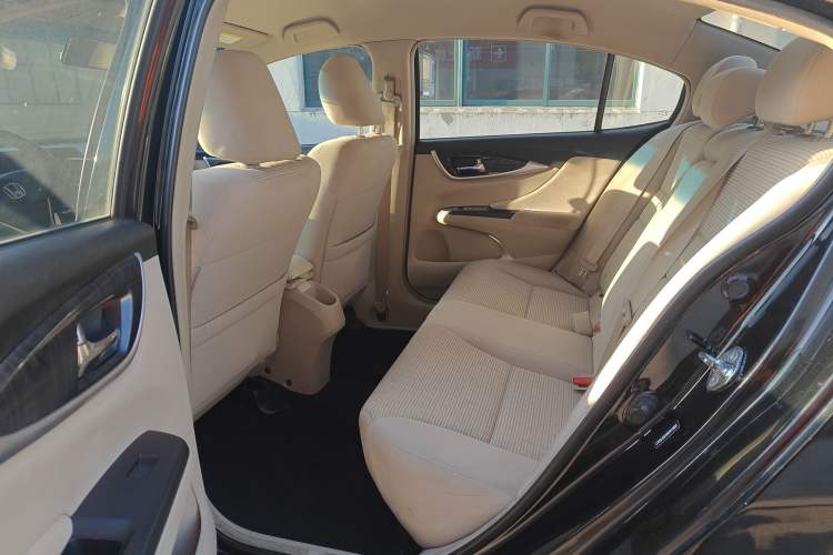 Used Honda Crider 2013 1.8L Manual Comfort Edition
