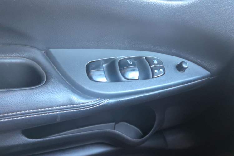 Used Nissan Tiida 2019 1.6L CVT Cool Edition China VI Standard