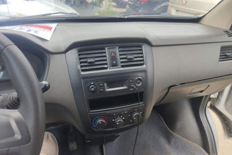 Used Wuling Rongguang 2015 1.2L S Base Model CNG
