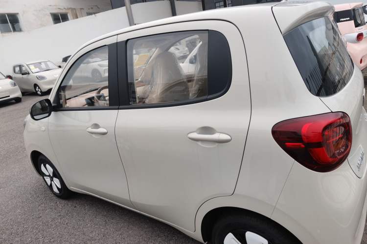 Used Wuling Hongguang MINIEV 2025 Four-Door Version Advanced Edition
