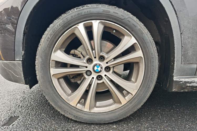 Used BMW X1 2016 sDrive18Li Luxury Model
