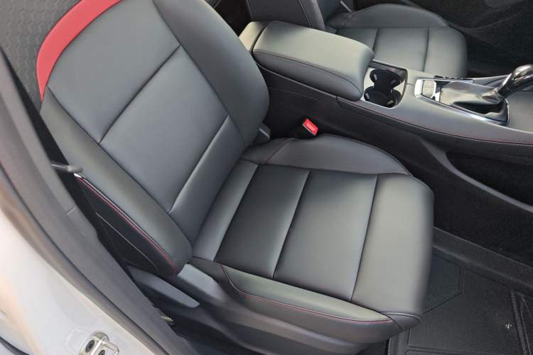 Used MG 5 2025 180 DVVT Global Luxury Edition