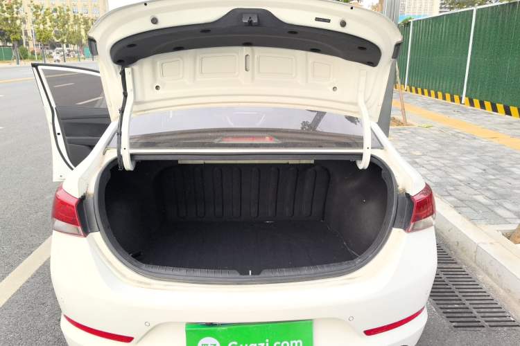 Used Hyundai Verna 2016 1.4L Automatic Cool Edition GLS