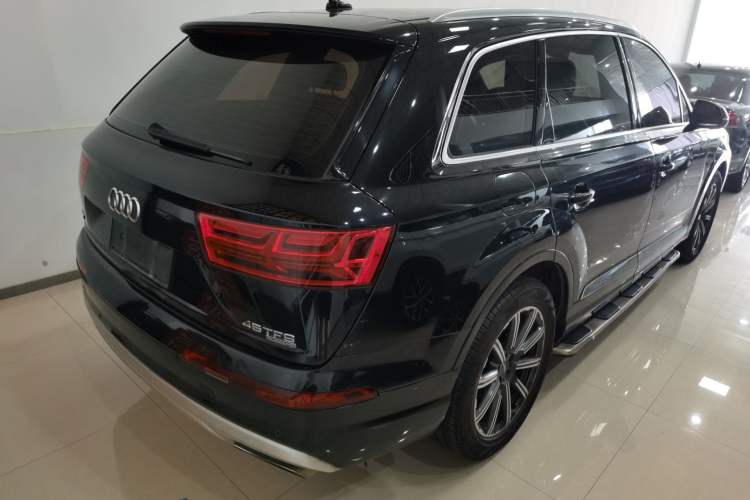 Used Audi Q7 2016 45 TFSI Technology Edition
