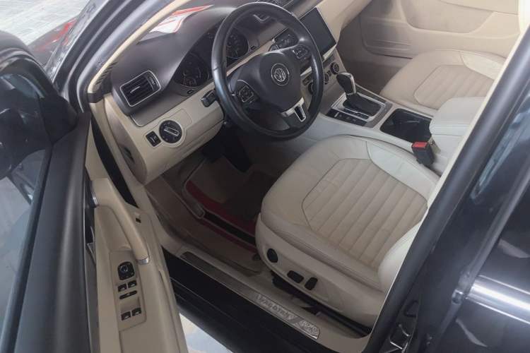 Used Volkswagen Magotan 2013 1.8TSI Luxury Model
