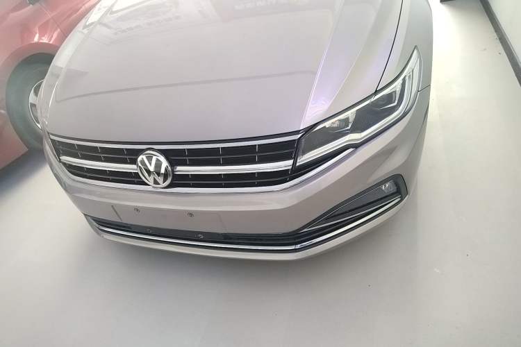 Used Volkswagen Bora 2020 1.5L Automatic Elite Version
