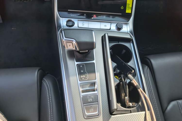 Used Audi A6L 2024 45 TFSI Prestige Elegant Edition
