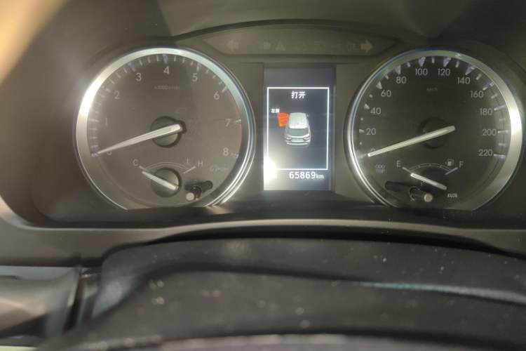 Used Toyota Highlander 2018 2.0T Four-Wheel Drive Prestige Version 7 Seats China V Emission Standard
