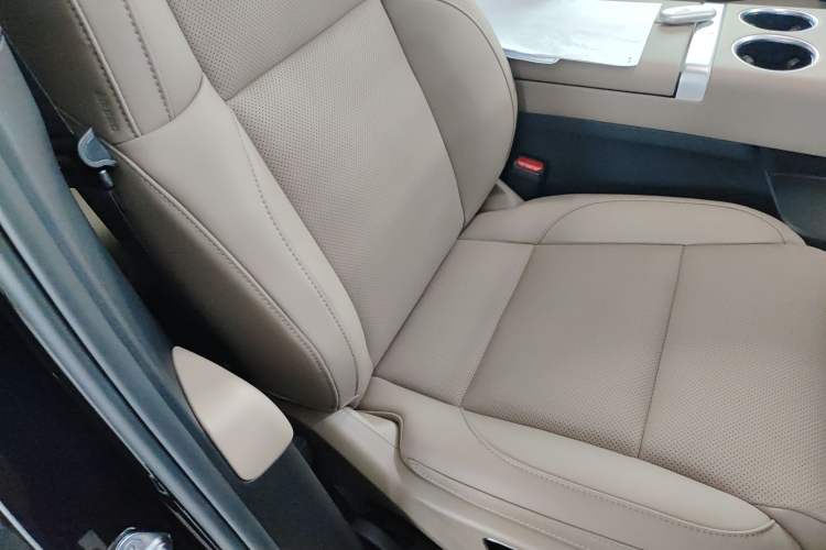 Used Li Auto L7 2025 Ultra Smart Refreshed Edition
