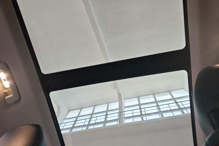 Used Ford Edge 2021 PLUS EcoBoost 245 Two-Wheel-Drive Platinum Edition 5 Seats
