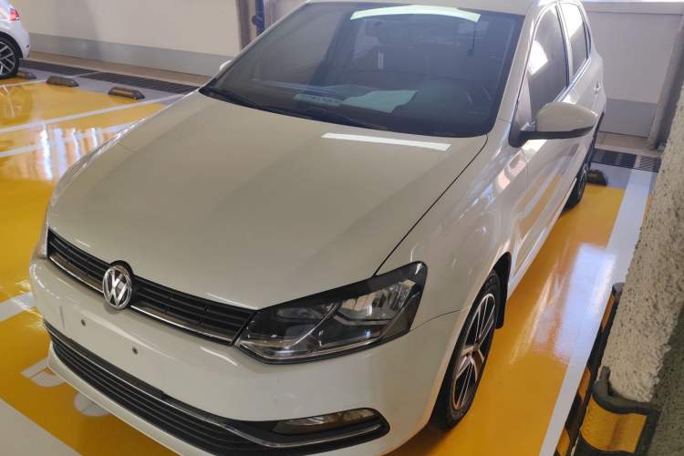 Used Volkswagen Polo 2016 1.6L Automatic Comfort Model