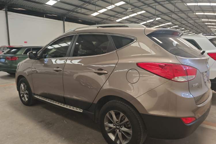 Used Hyundai ix35 2013 2.0L Automatic 2WD Comfort GL China IV Standard