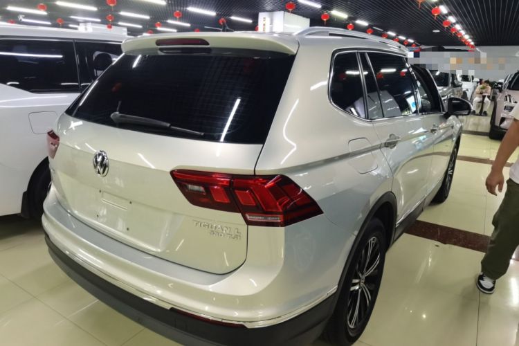 Used Volkswagen Tiguan L 2019 330TSI Automatic Two-Wheel Drive Panoramic Comfort Edition China VI Standard
