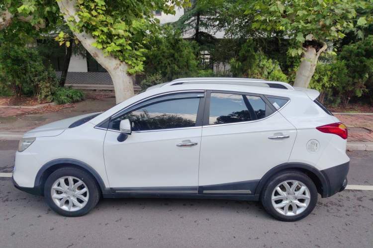 Used  Refine S3 2014 1.5L Manual Luxury Model
