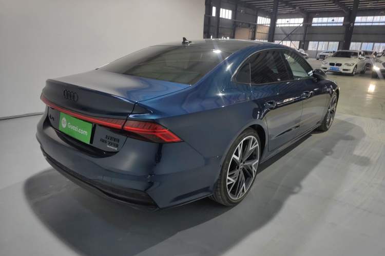 Used Audi A7L 2022 55 TFSI quattro S-line Edition One First Edition
