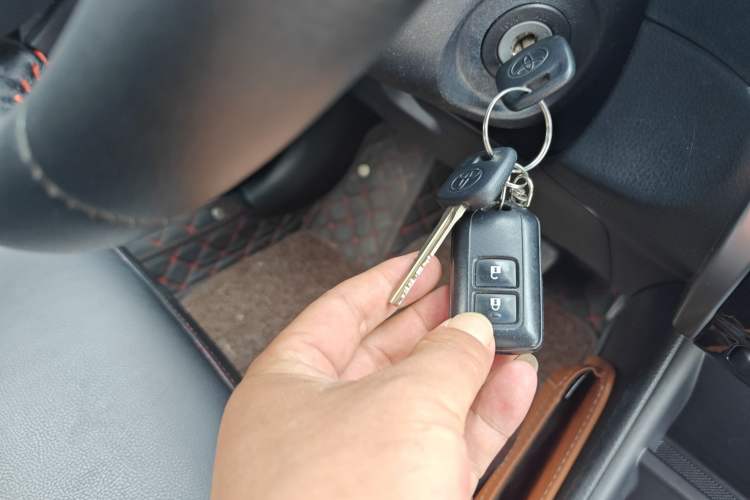 Used Toyota YARiS L 2019 1.5E CVT Dynamic Edition China VI compliant
