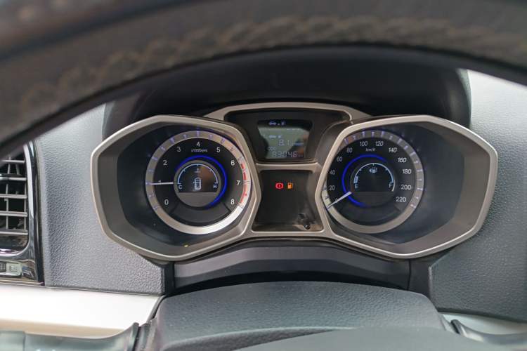 Used  Refine S3 2014 1.5L Manual Luxury Smart Model
