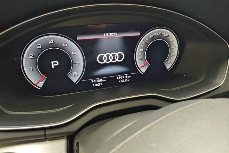 Used Audi Q5L 2022 40T Fashionable and Dynamic Model
