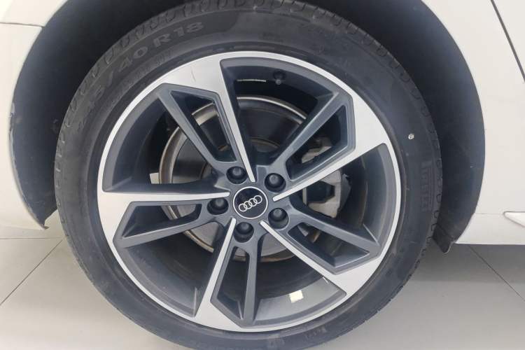 Used Audi A4L 2022 40 TFSI Fashion Dynamic Model
