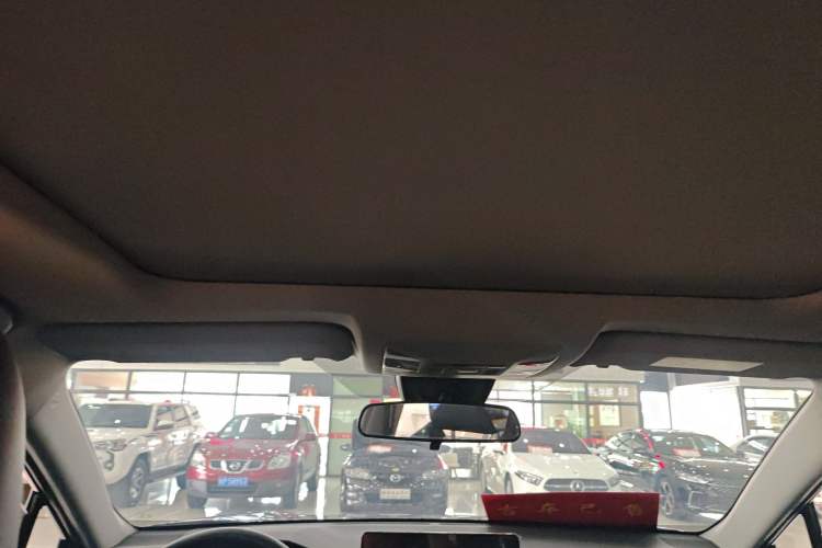 Used Toyota Wildlander 2023 2.0L CVT Two-Wheel Drive Luxury PLUS Edition
