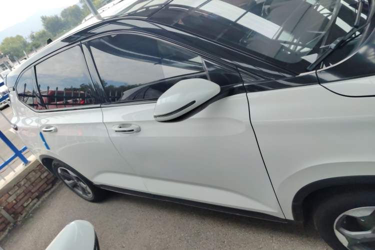 Used Baojun RM-5 2019 1.5T CVT 24-Hour Online Luxury Version 6 Seats
