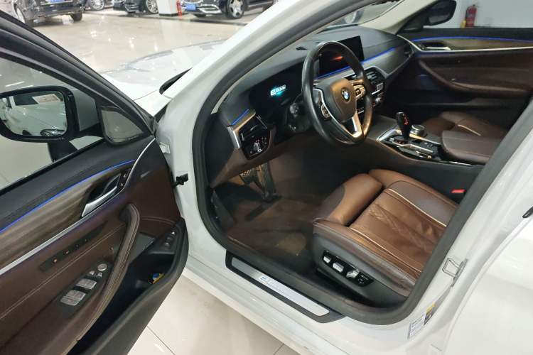 Used BMW 5 Series New Energy 2019 Updated 530Le Pioneer Edition
