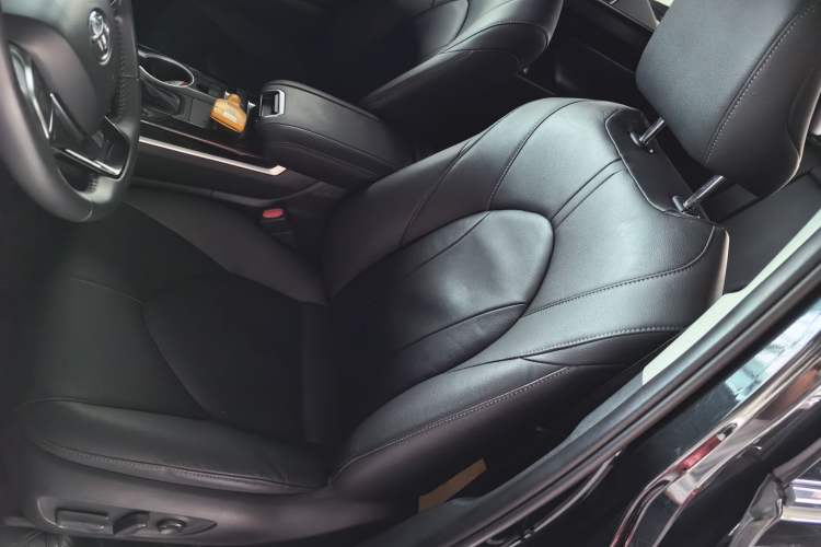 Used Toyota Highlander 2022 Dual-Engine 2.5L Two-Wheel Drive Prestige Edition 7-Seater