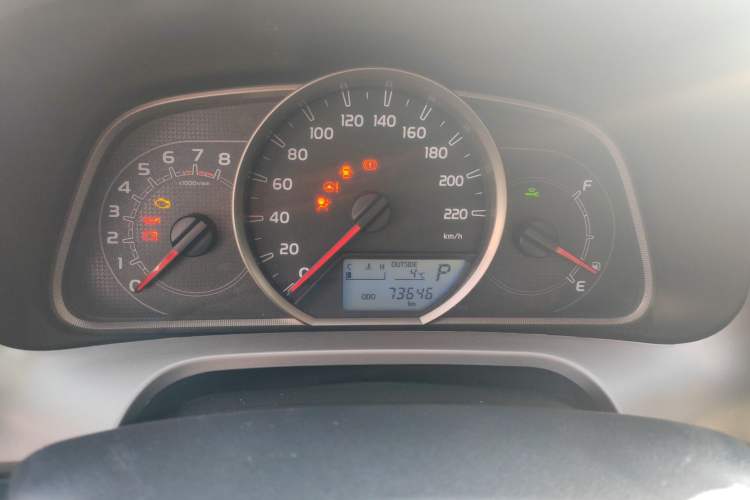 Used Toyota RAV4 2016 2.0L CVT Two-Wheel Drive Comfort Edition China V Standard