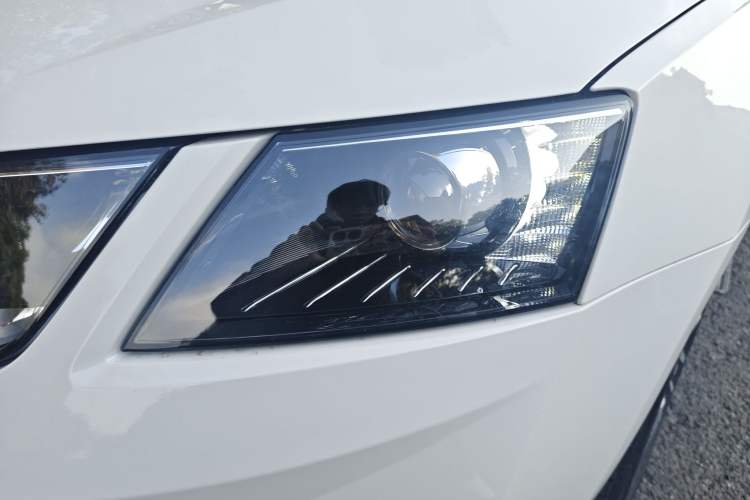 Used Skoda Octavia 2020 TSI230 DSG SmartDrive Luxury Edition