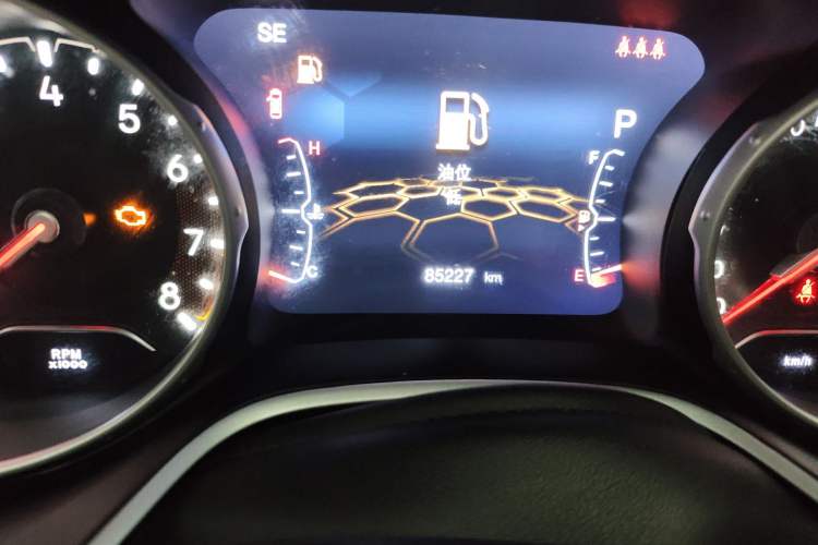 Used  Compass 2020 220T Automatic Elite Edition
