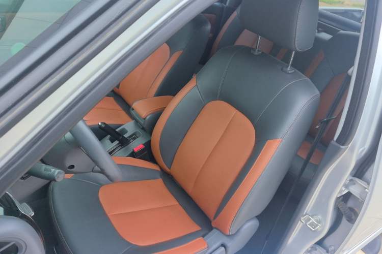 Used Great Wall Wingle 5 2013 2.8T European Version Two-Wheel Drive Elite Version Big Double-Cab GW2.8TC
