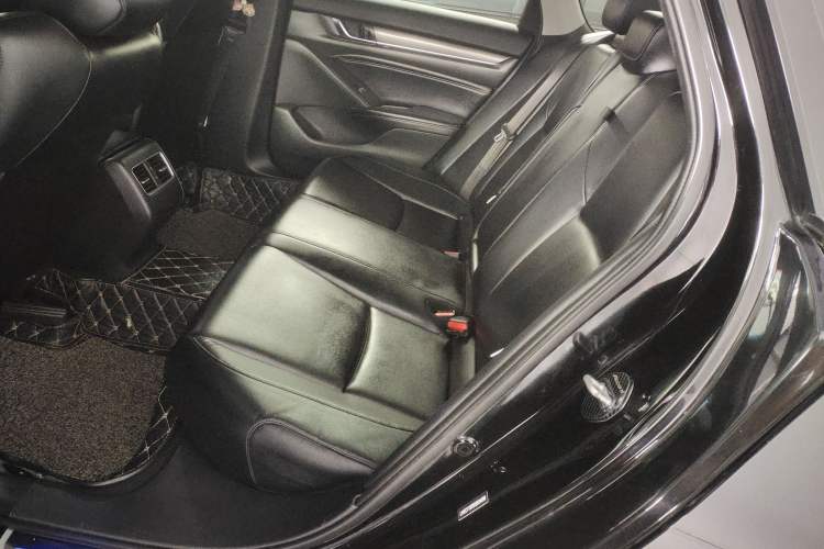 Used Honda Accord 2018 230TURBO Comfort Version National V
